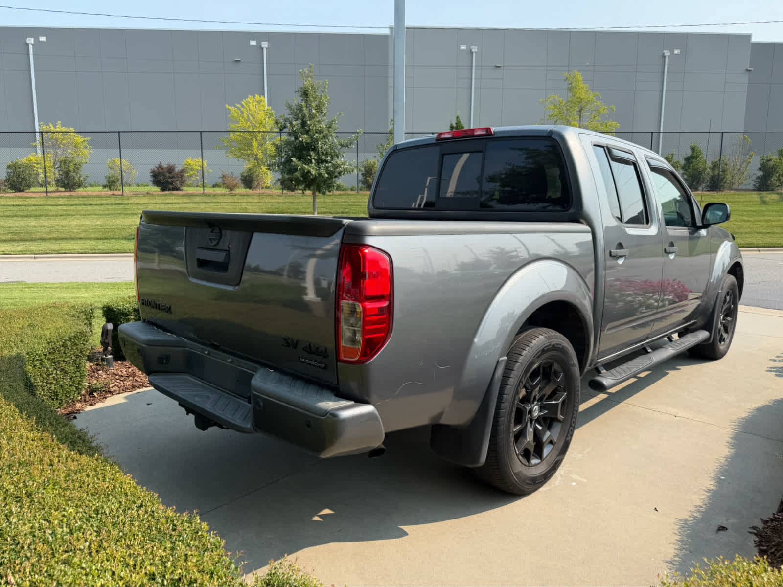 Nissan Frontier SV