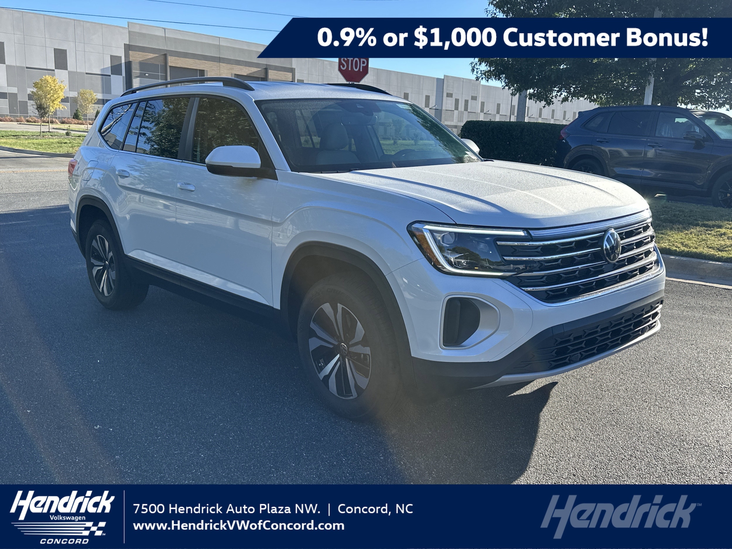 2026 Volkswagen Atlas SE's photo