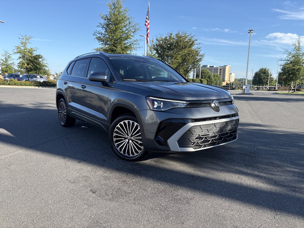 Certified 2026 Volkswagen Taos 1.5T SE SUV