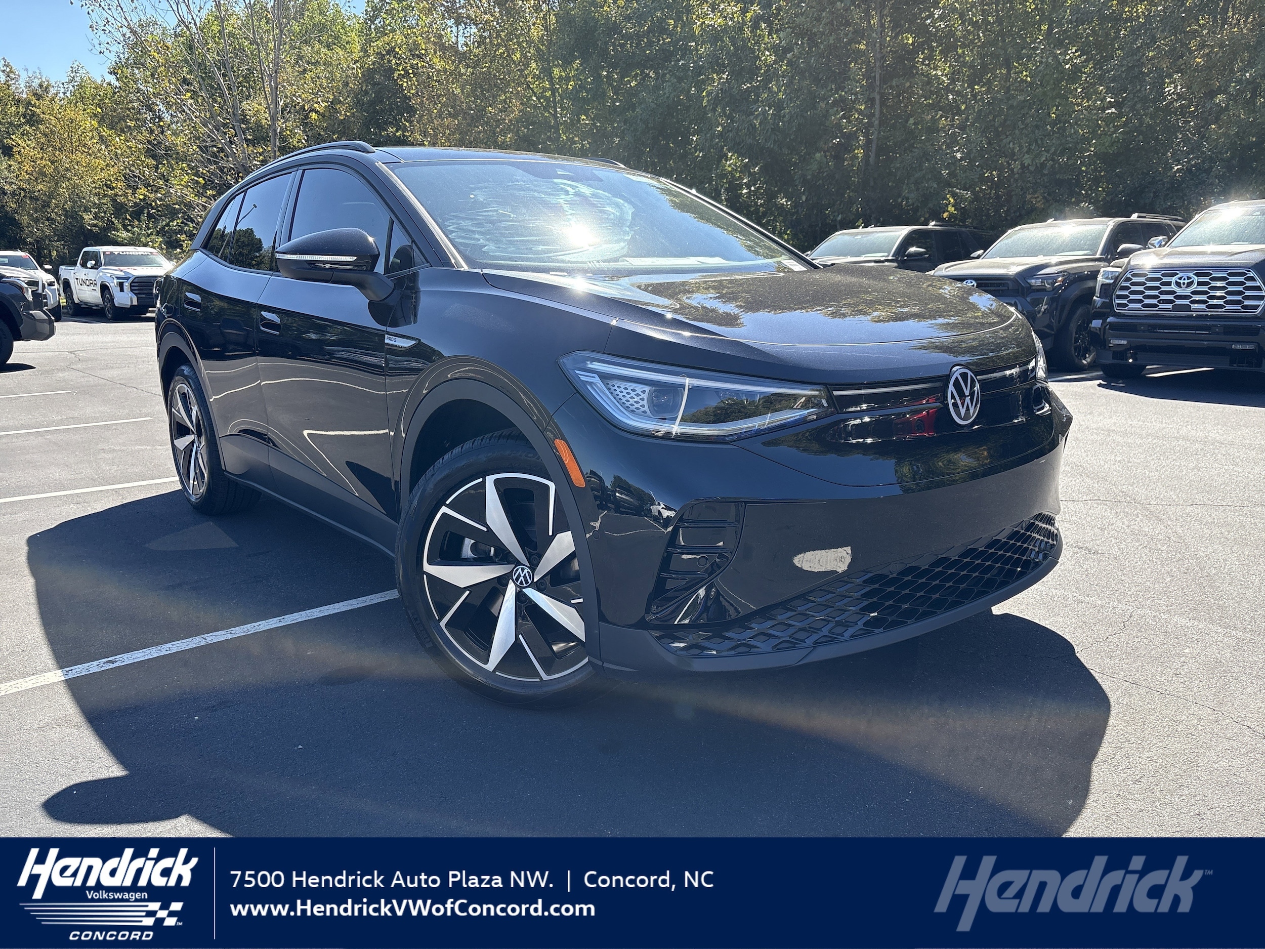 2025 Volkswagen ID.4 PRO S's photo