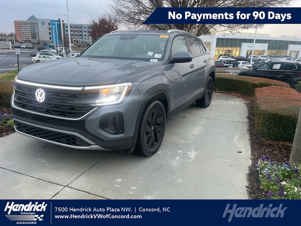 Used 2024 Volkswagen Atlas 2.0T SE w/Technology SUV