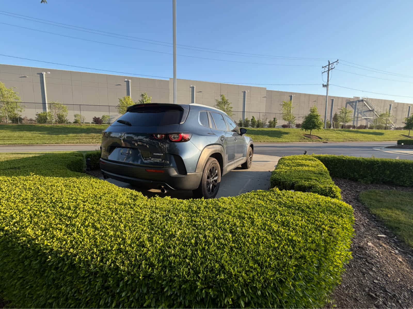 2023 Mazda CX-50 2.5 S Preferred Plus Package photo 6