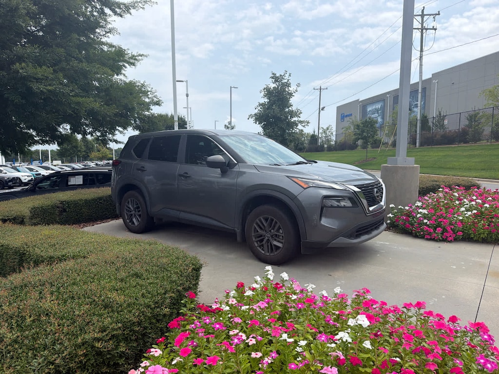 Used 2023 Nissan Rogue S SUV