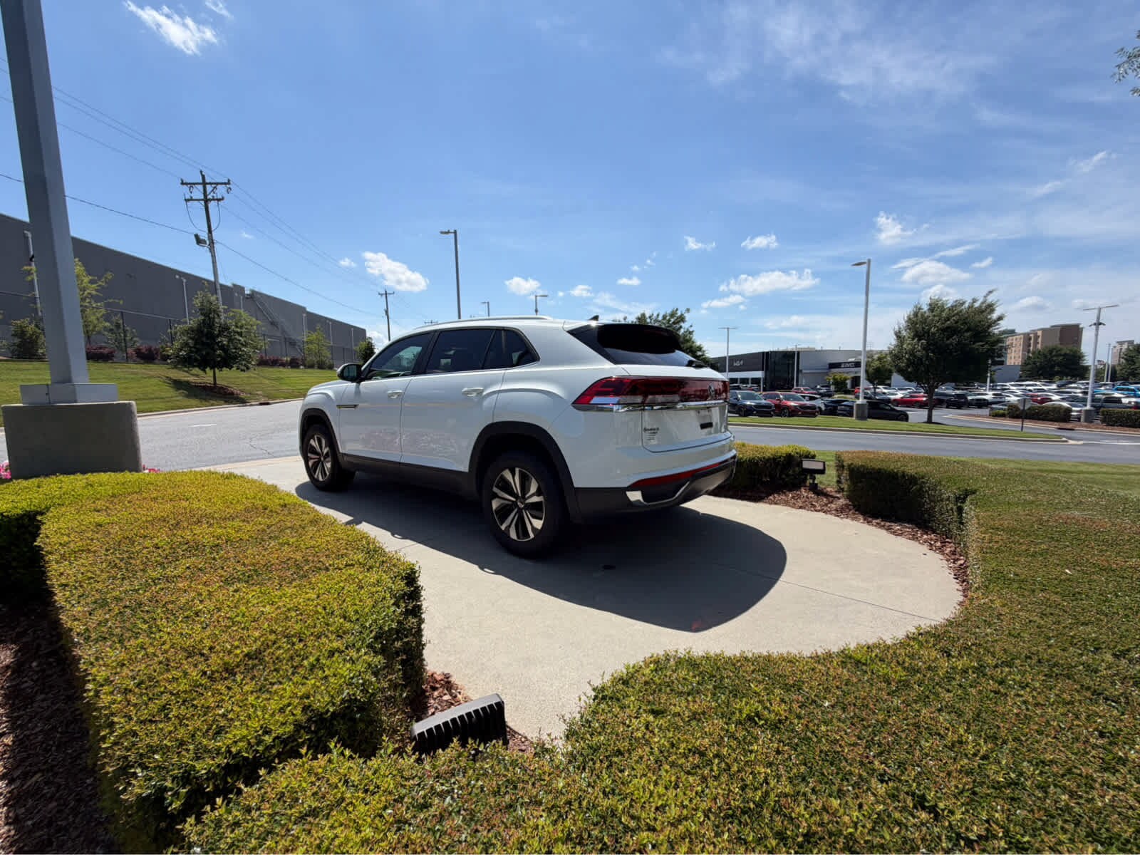 Volkswagen Atlas Cross Sport 2.0T SE