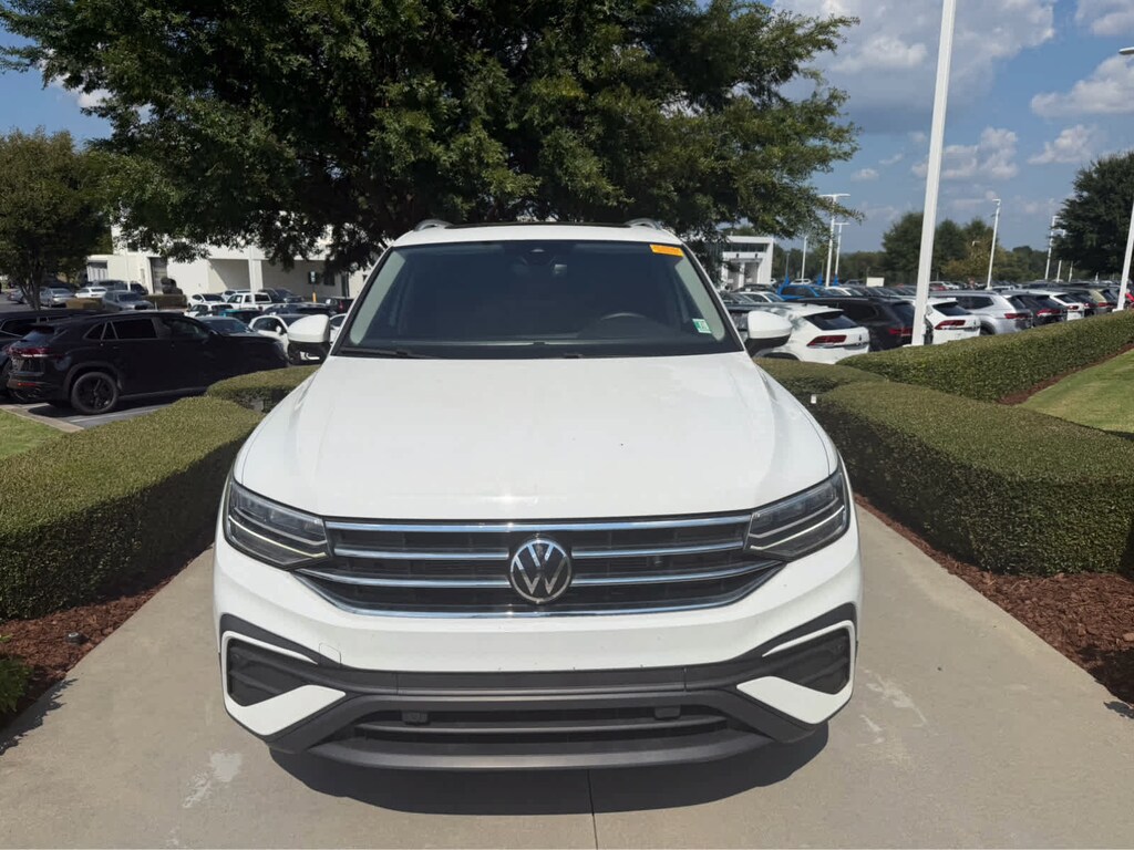 Used 2024 Volkswagen Tiguan 2.0T SE SUV