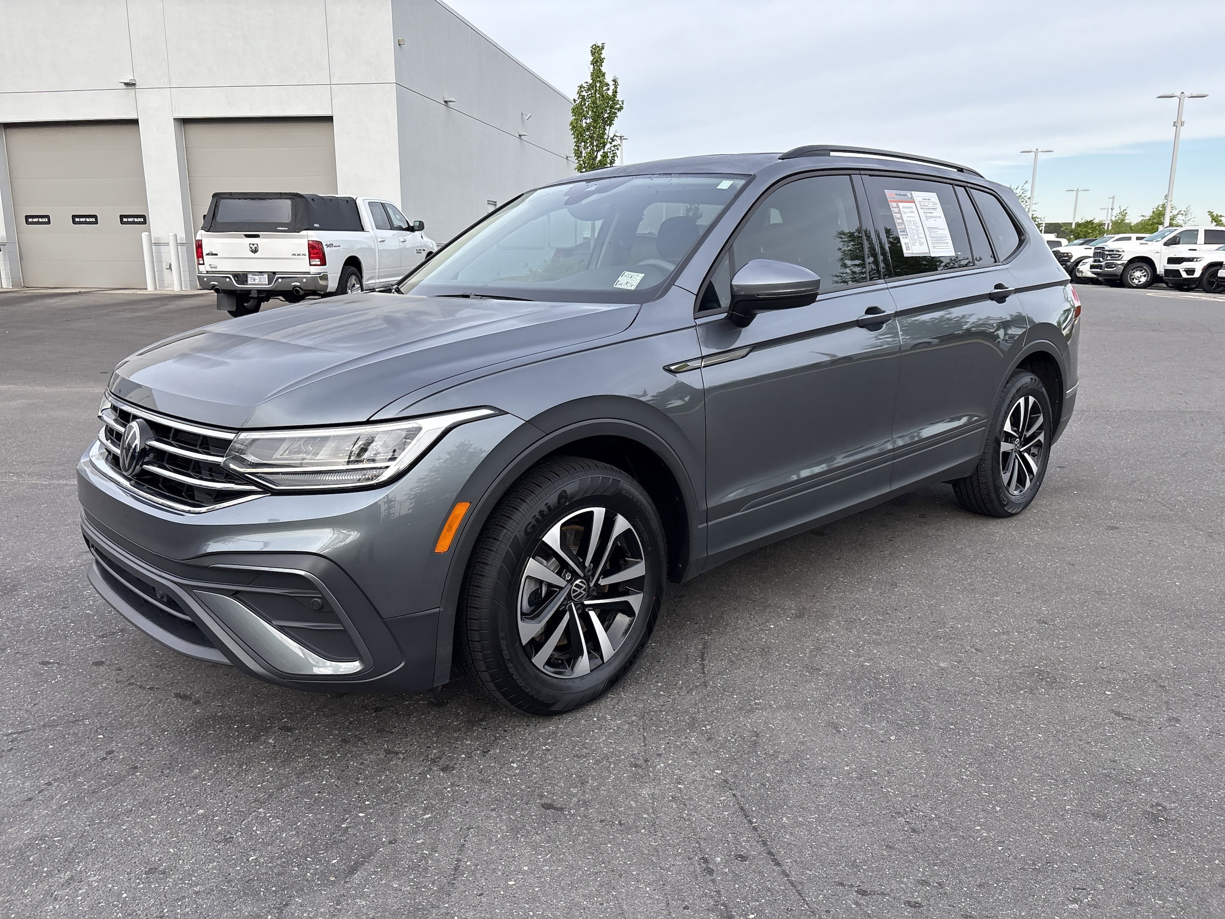 2023 Volkswagen Tiguan 2.0T S photo 4