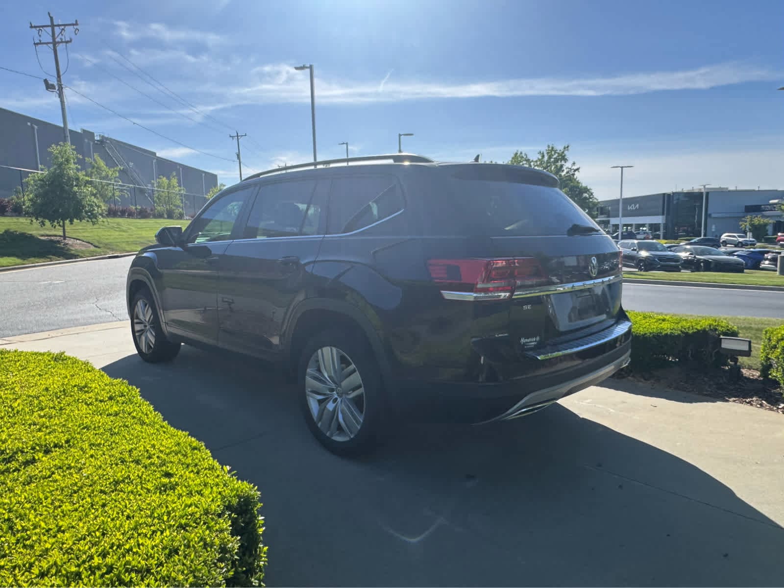 2020 Volkswagen Atlas 2.0T SE w/Technology photo 5