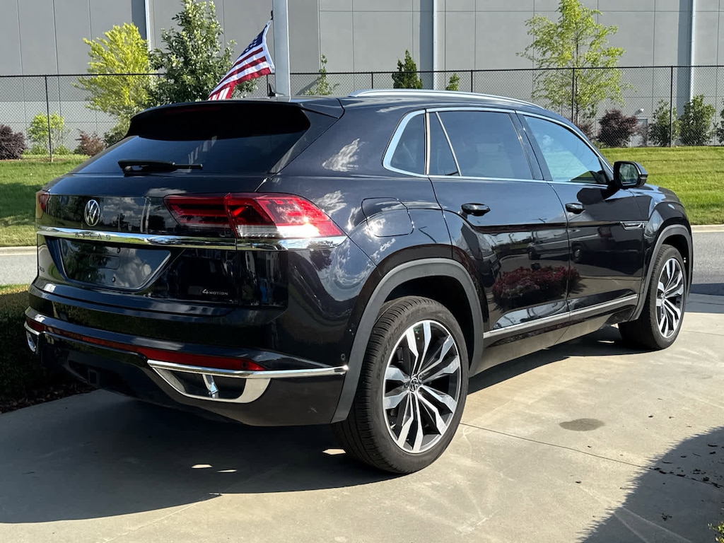 Used 2023 Volkswagen Atlas Cross Sport 3.6L V6 SEL Premium R-Line SUV