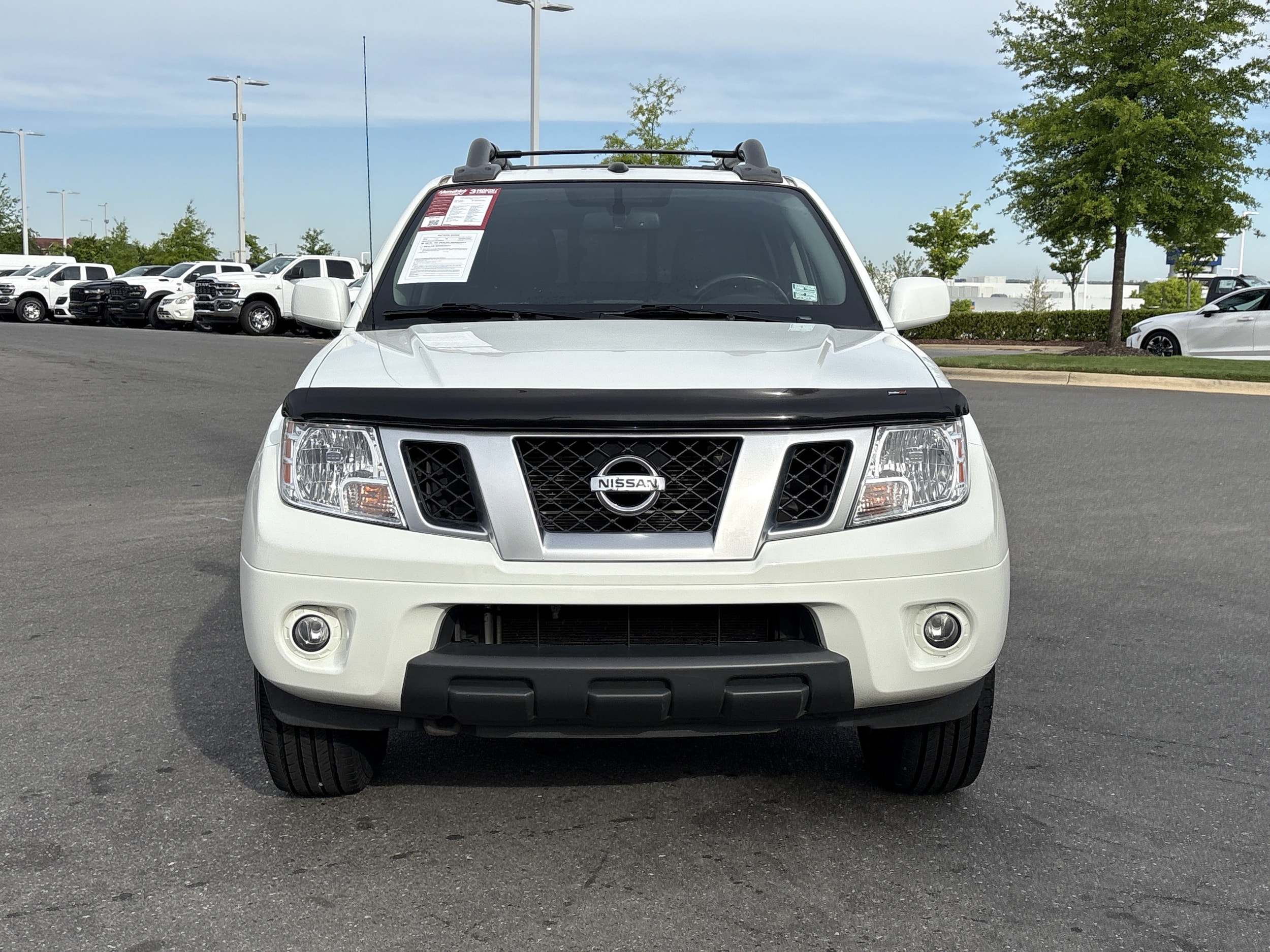 2020 Nissan Frontier PRO-4X photo 2