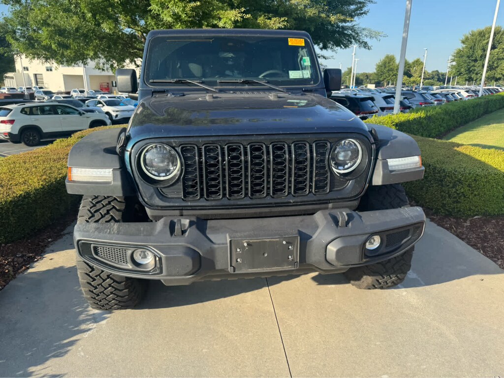 Used 2025 Jeep Wrangler Sport SUV