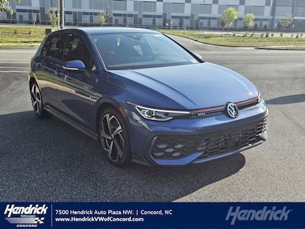 2025 Volkswagen Golf GTI 2.0T SE Hatchback