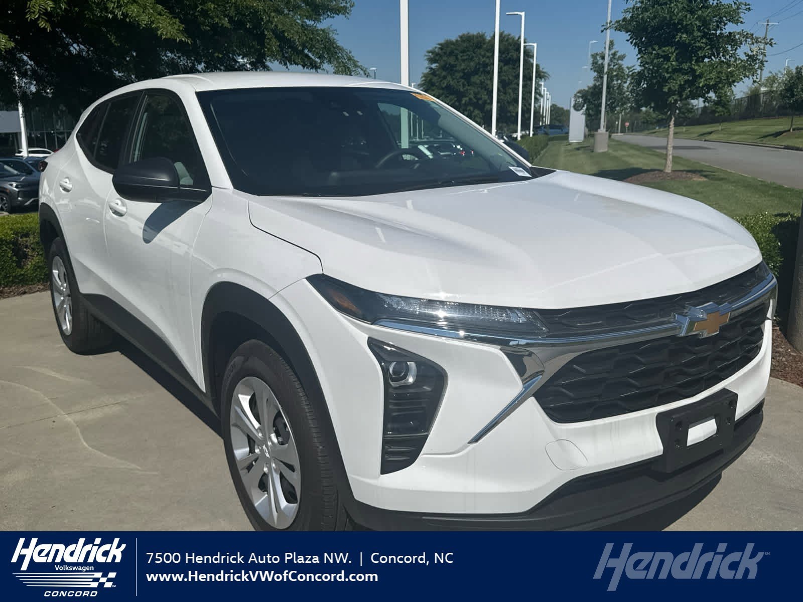 2025 Chevrolet Trax LS's photo