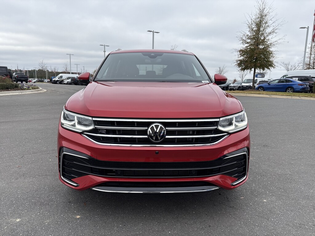Certified 2024 Volkswagen Tiguan 2.0T SEL R-Line SUV