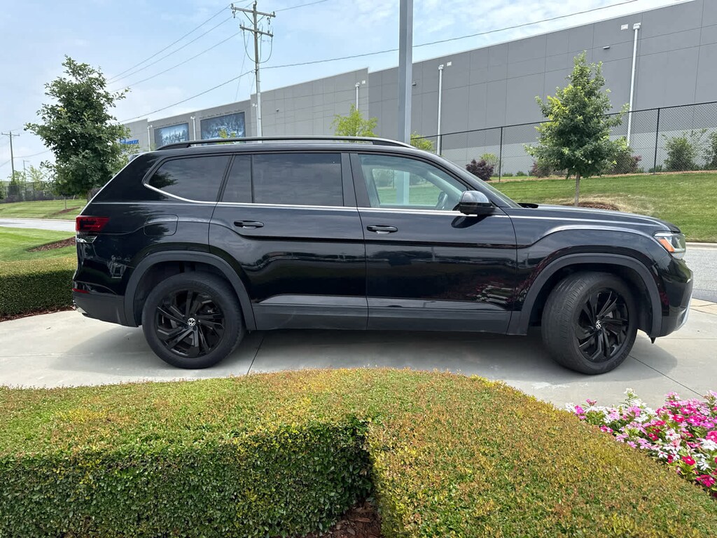 Used 2022 Volkswagen Atlas 3.6L V6 SE w/Technology SUV