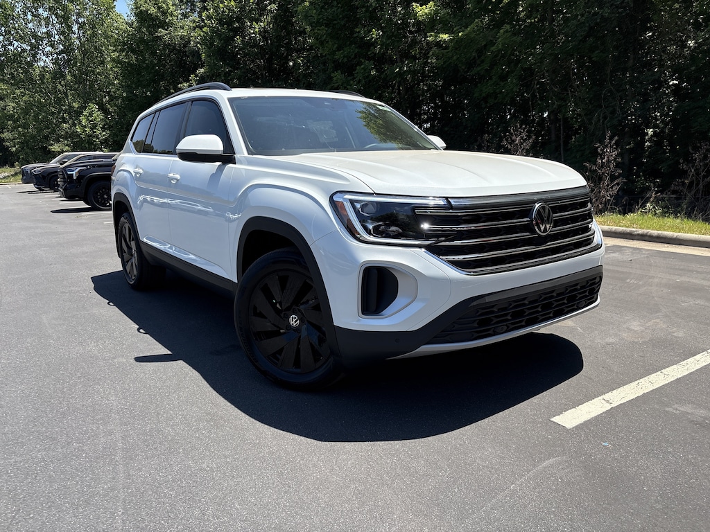 New 2026 Volkswagen Atlas SE w/Technology SUV