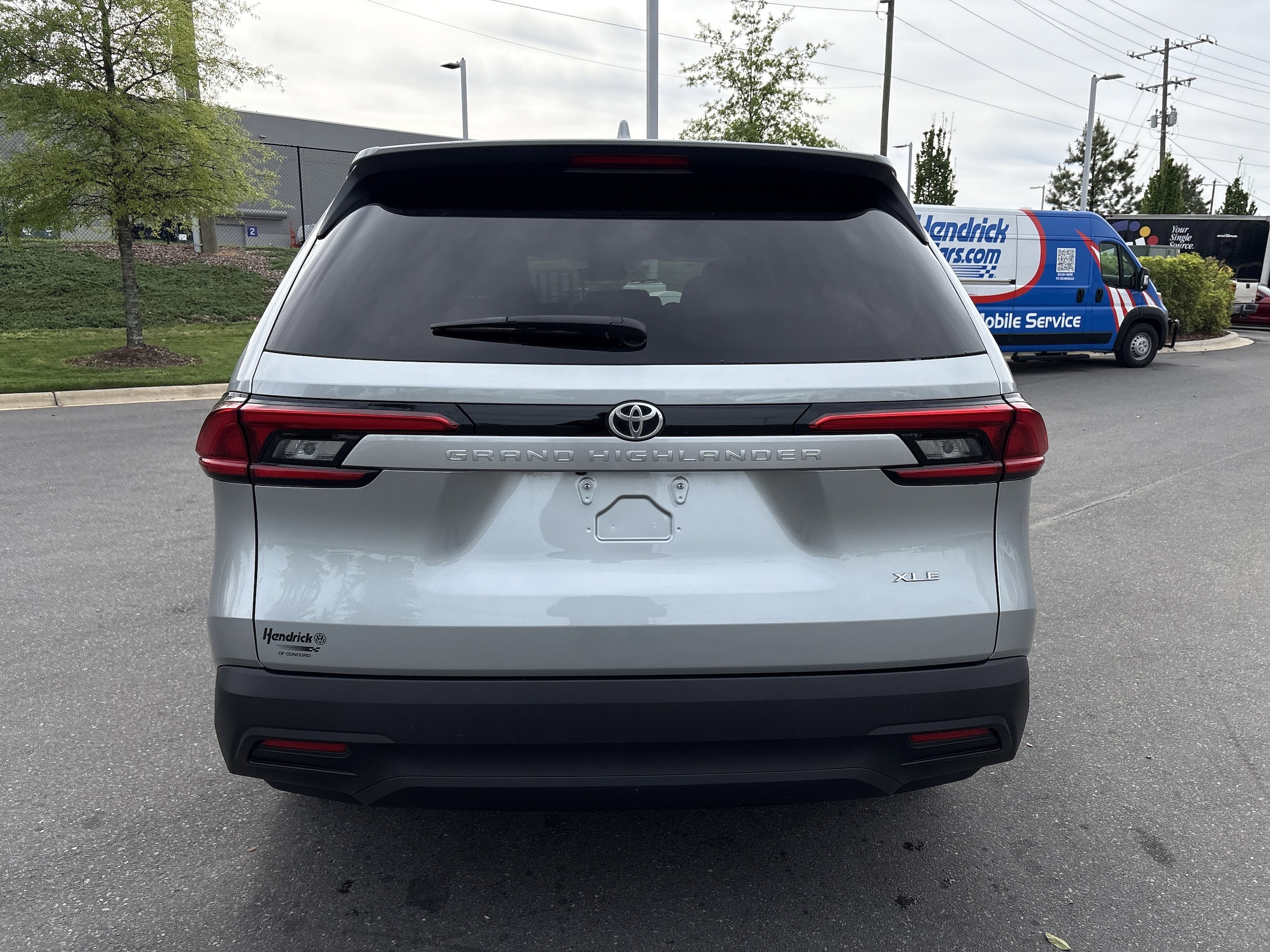 2024 Toyota Grand Highlander XLE photo 6