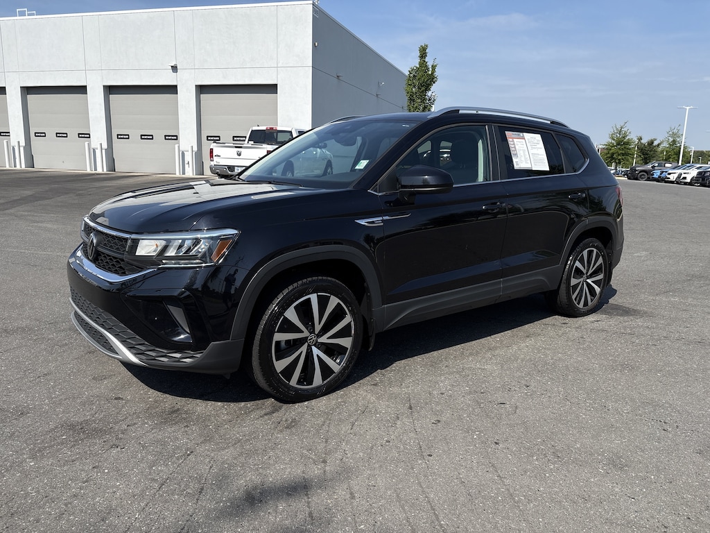 Certified 2023 Volkswagen Taos 1.5T SE SUV