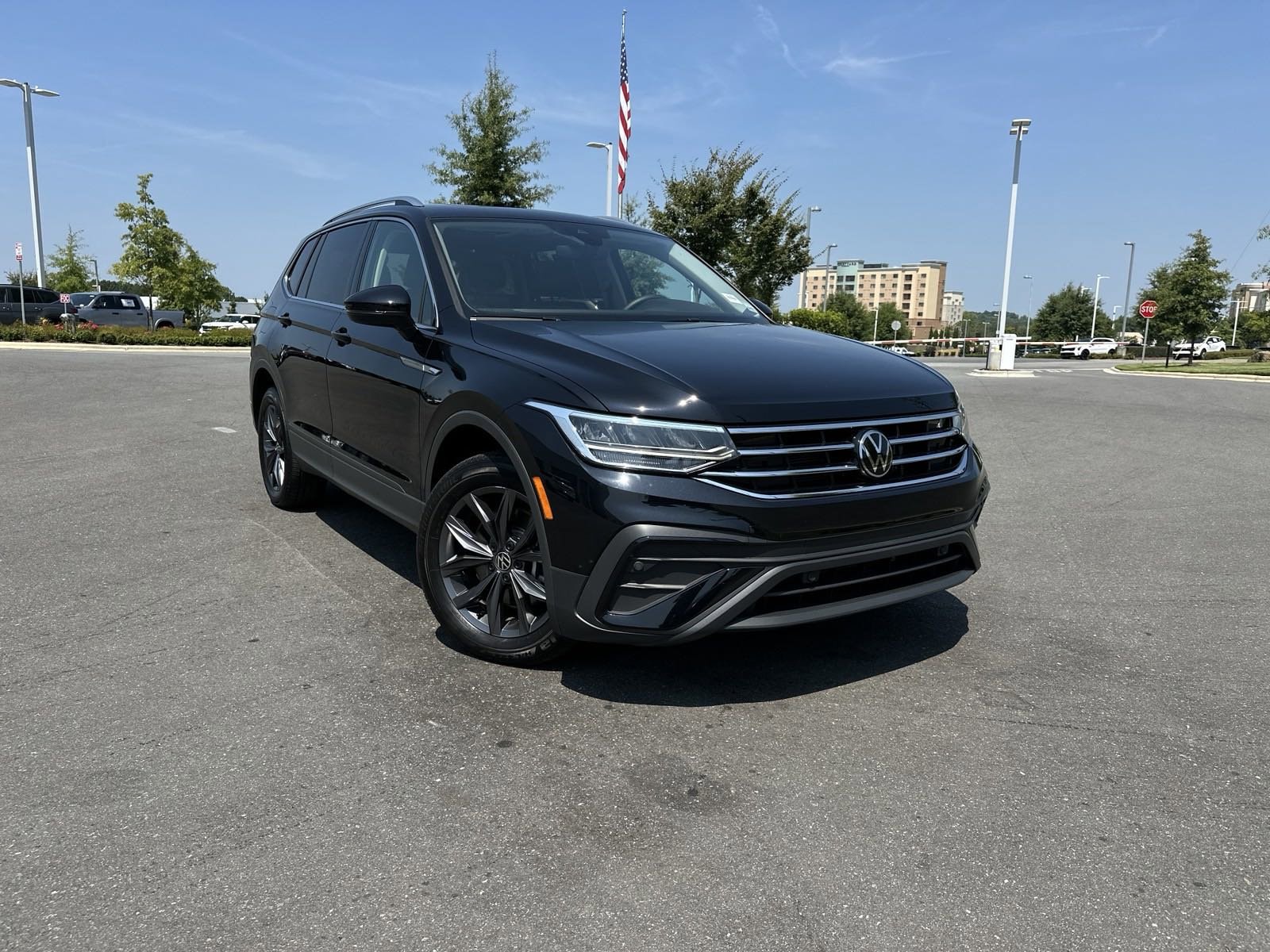 Certified 2024 Volkswagen Tiguan SE with VIN 3VVNB7AX6RM003260 for sale in Concord, NC