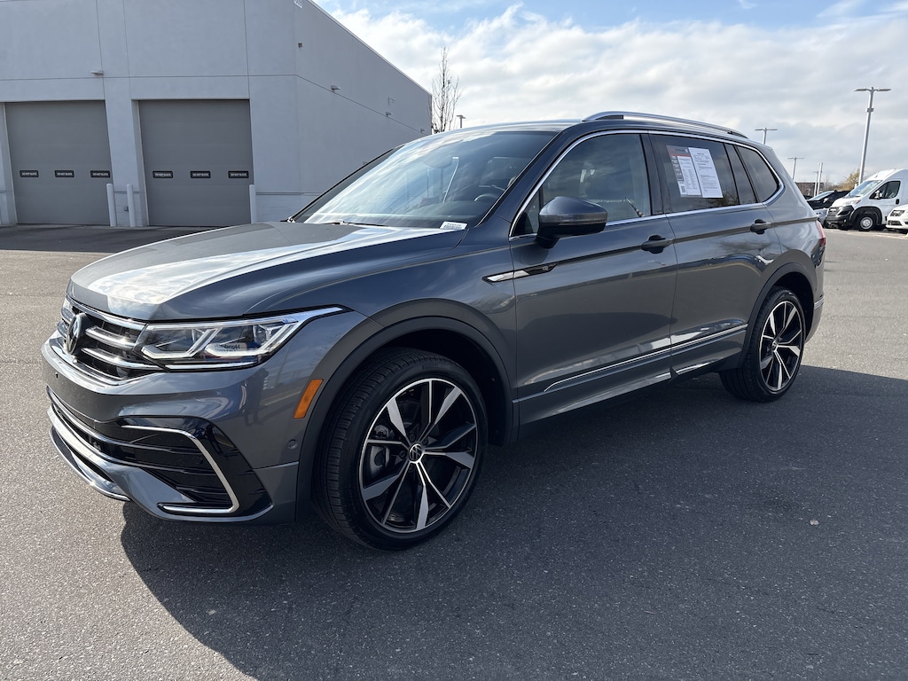 Certified 2024 Volkswagen Tiguan 2.0T SEL R-Line SUV