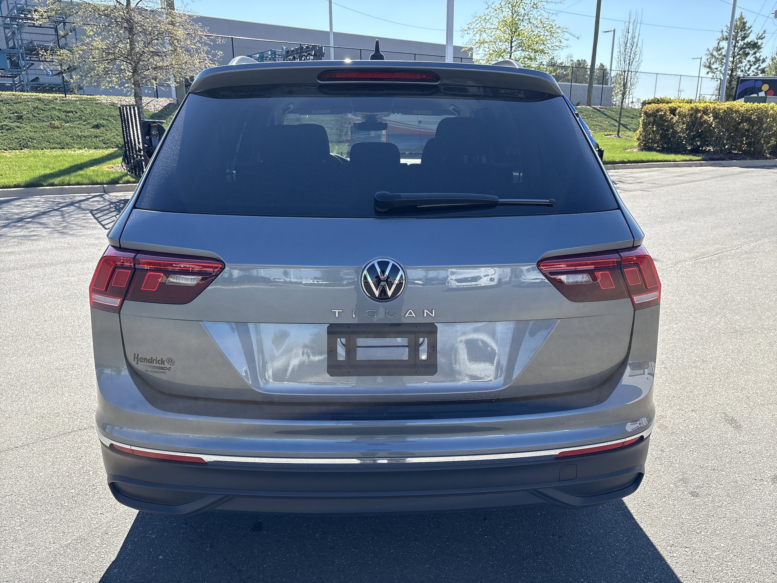 2024 Volkswagen Tiguan 2.0T S photo 3
