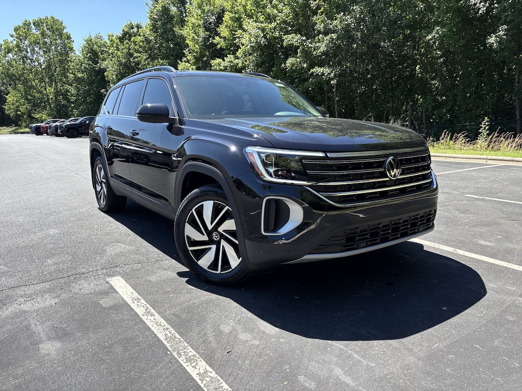 New 2026 Volkswagen Atlas 2.0T SE w/Technology SUV