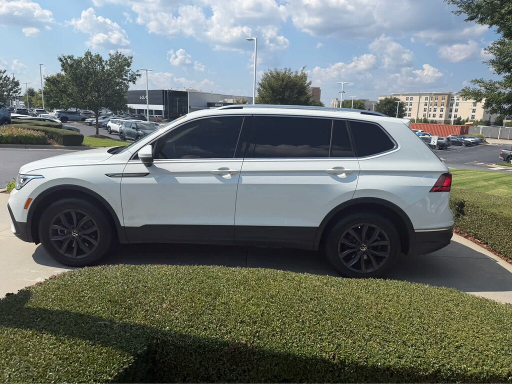 Used 2024 Volkswagen Tiguan 2.0T SE SUV