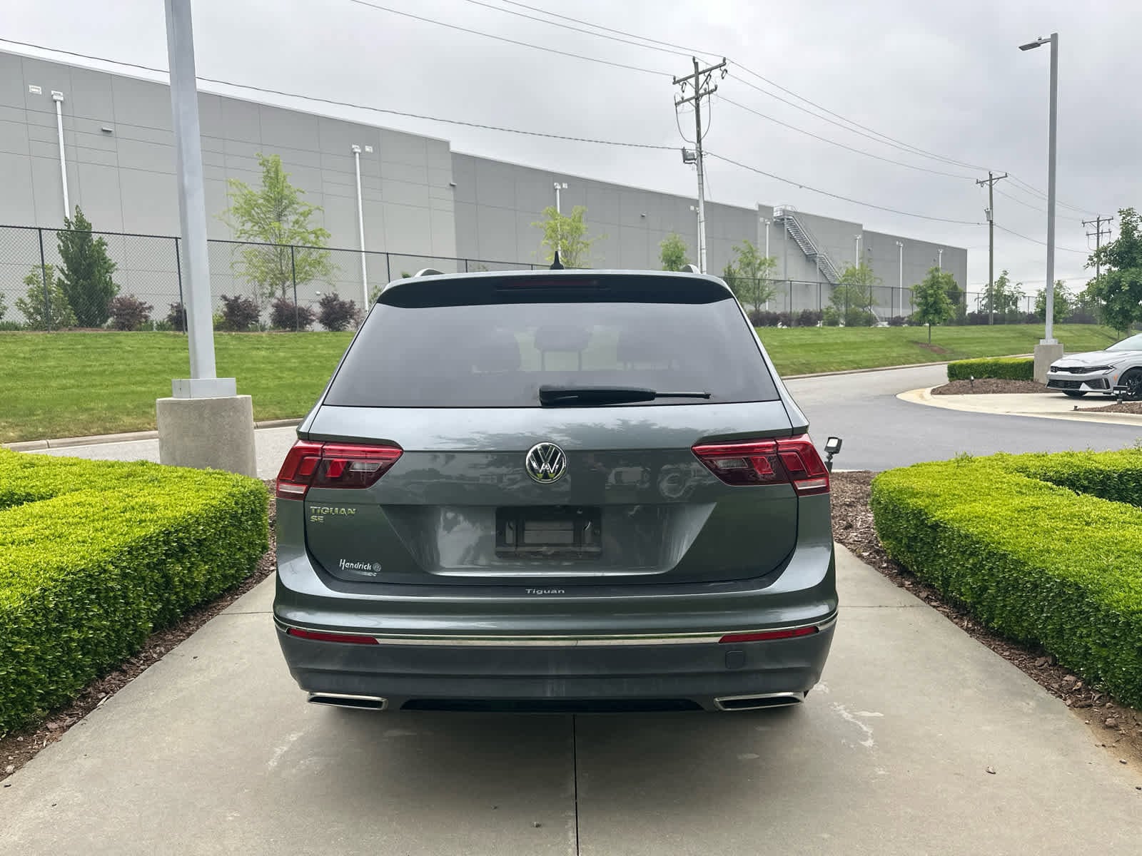 2020 Volkswagen Tiguan 2.0T SE photo 3