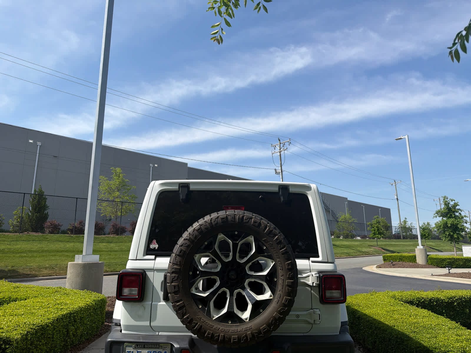 2021 Jeep Wrangler Unlimited Sahara photo 6