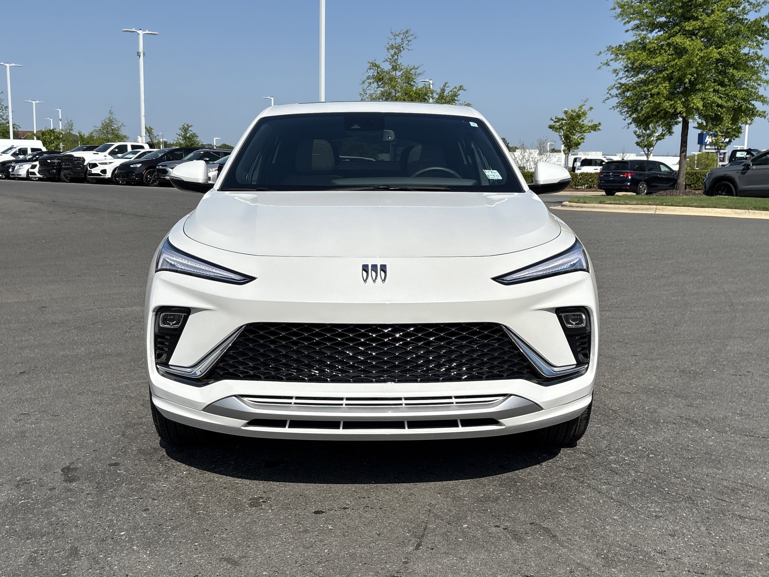 2025 Buick Envista Avenir photo 2