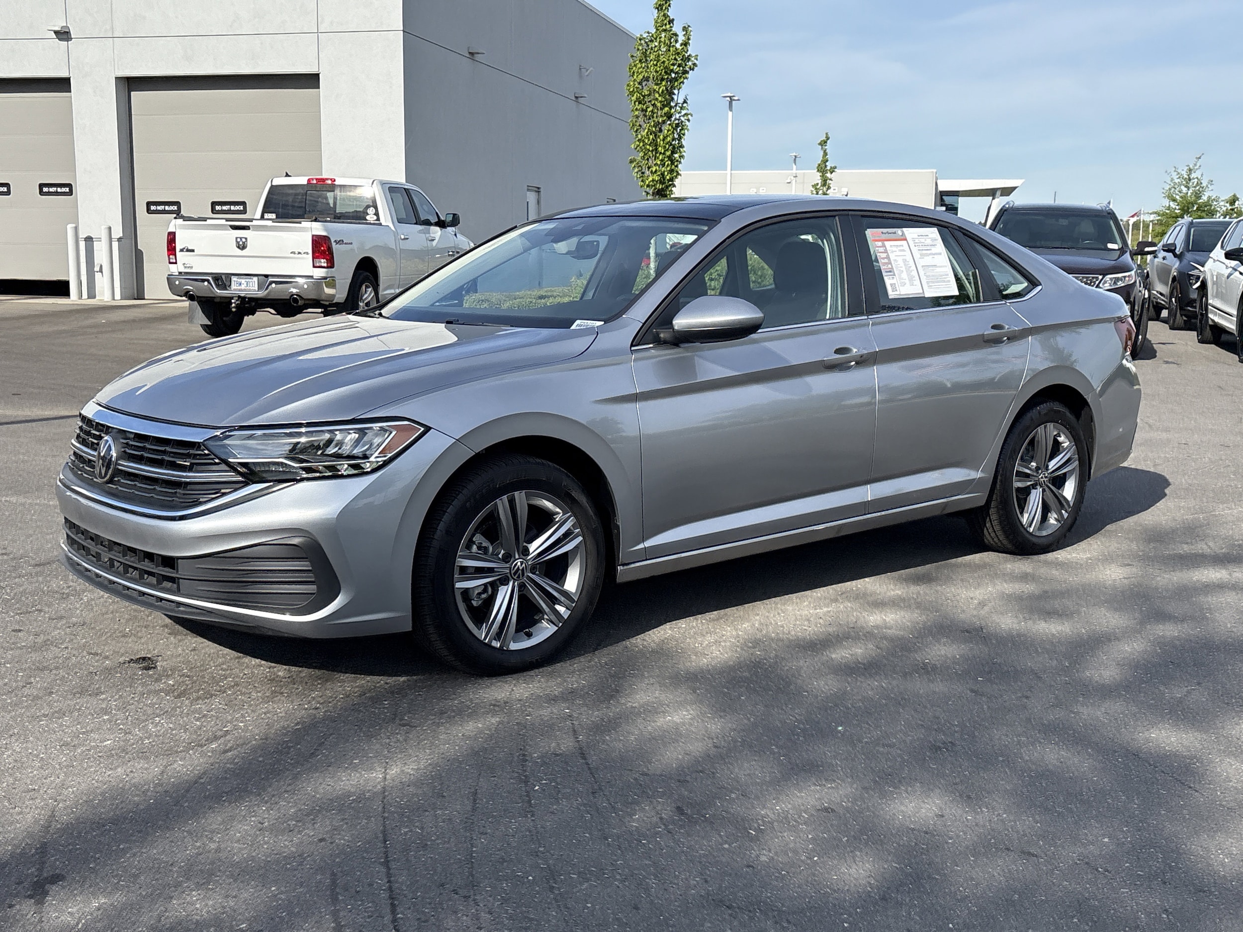 2024 Volkswagen Jetta 1.5T SE photo 4