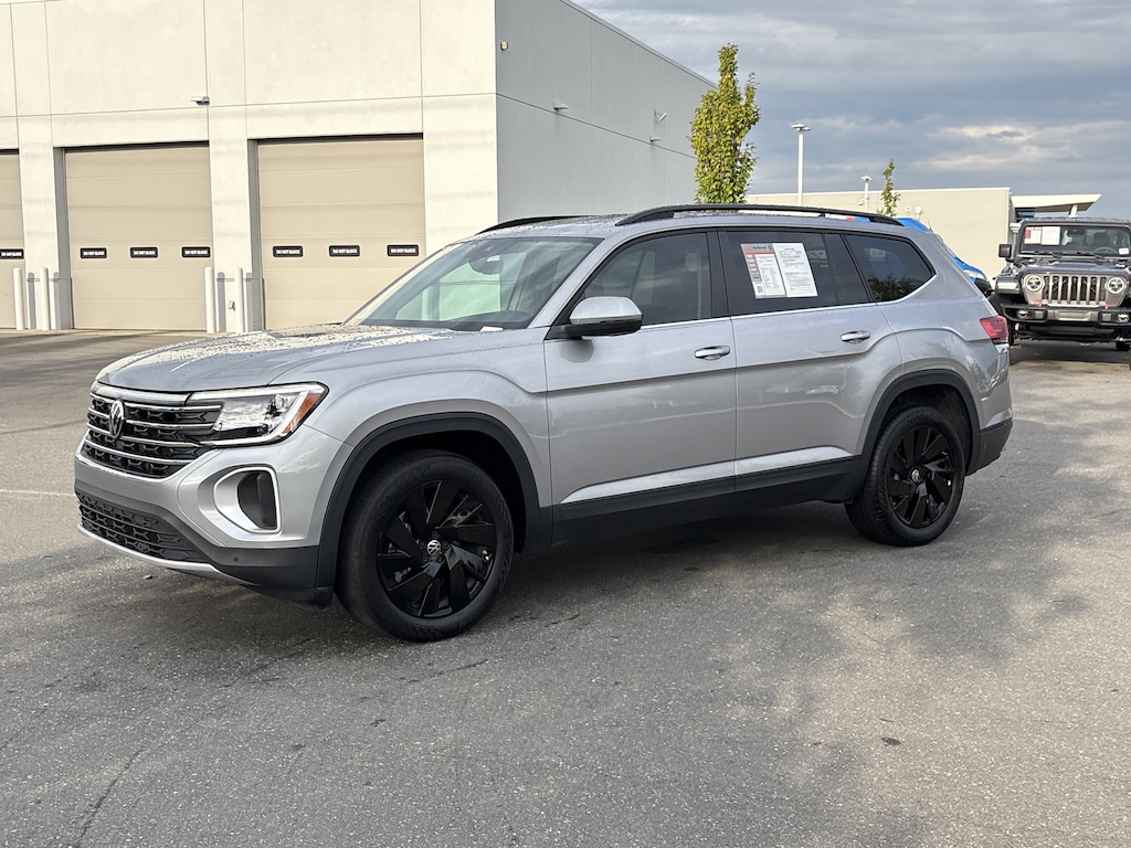 Certified 2026 Volkswagen Atlas SE w/Technology SUV