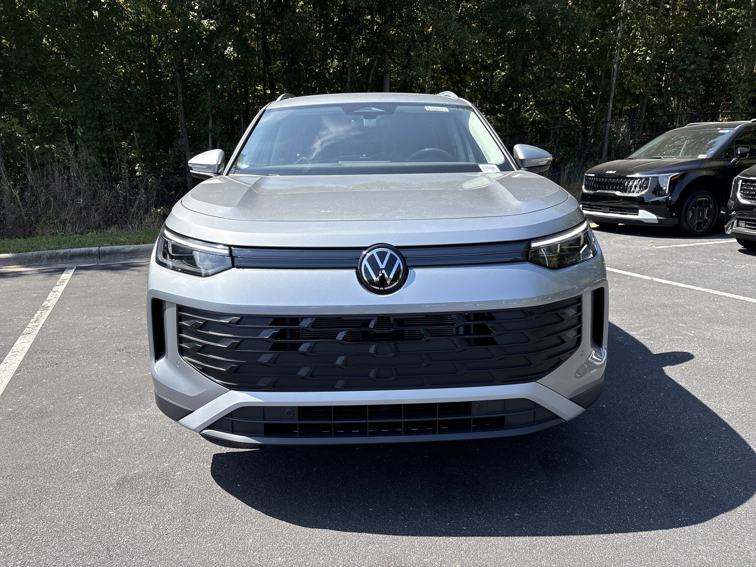2025 Volkswagen Tiguan S photo 2