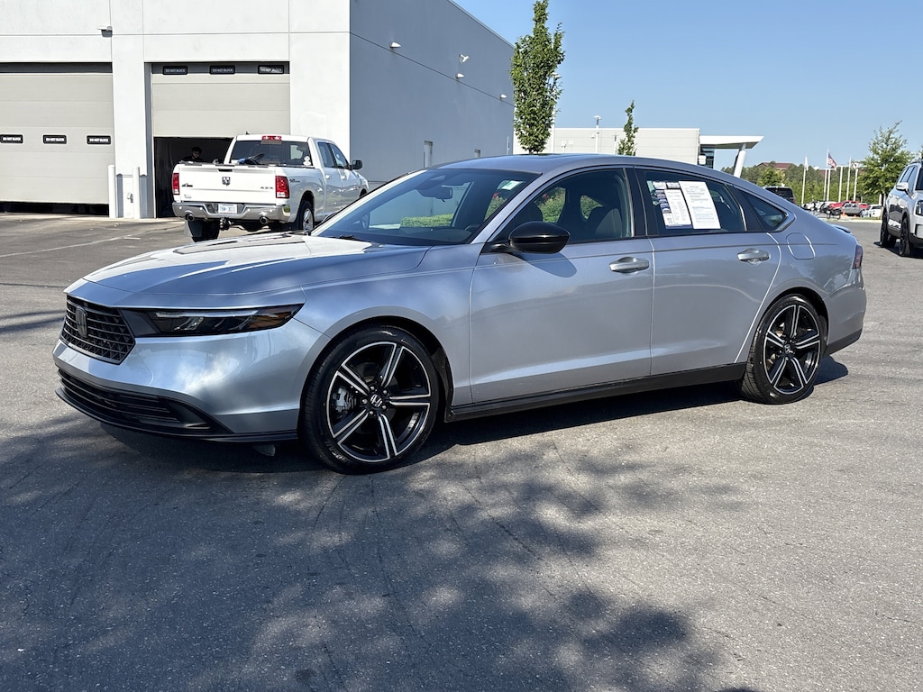 Used 2023 Honda Accord Hybrid Sport w/BSI Sedan