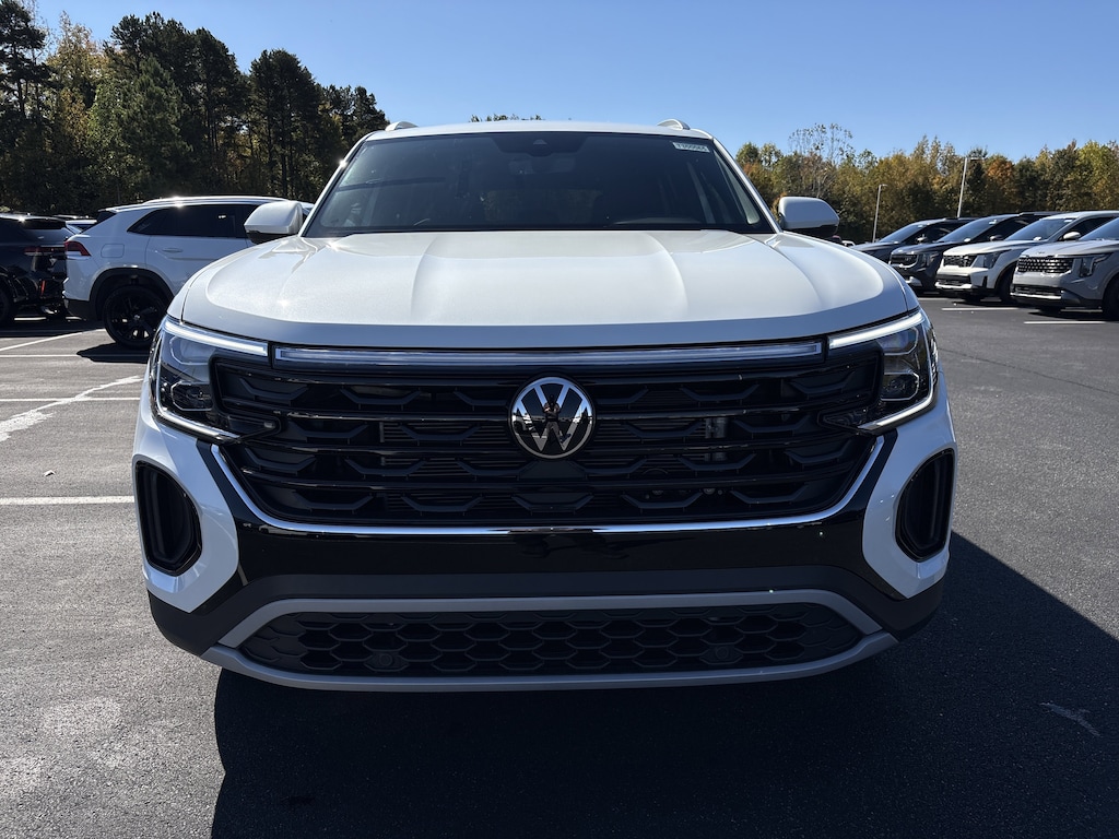 New 2026 Volkswagen Atlas Cross Sport 2.0T SE SUV