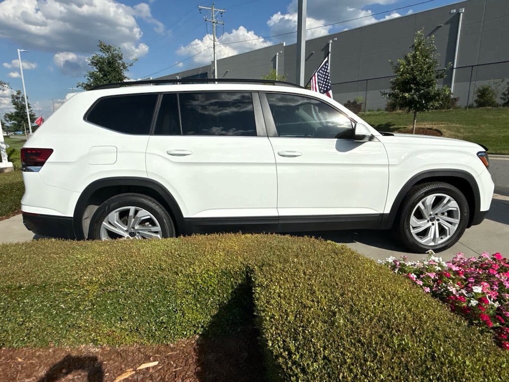 Used 2023 Volkswagen Atlas 3.6L V6 SE w/Technology SUV