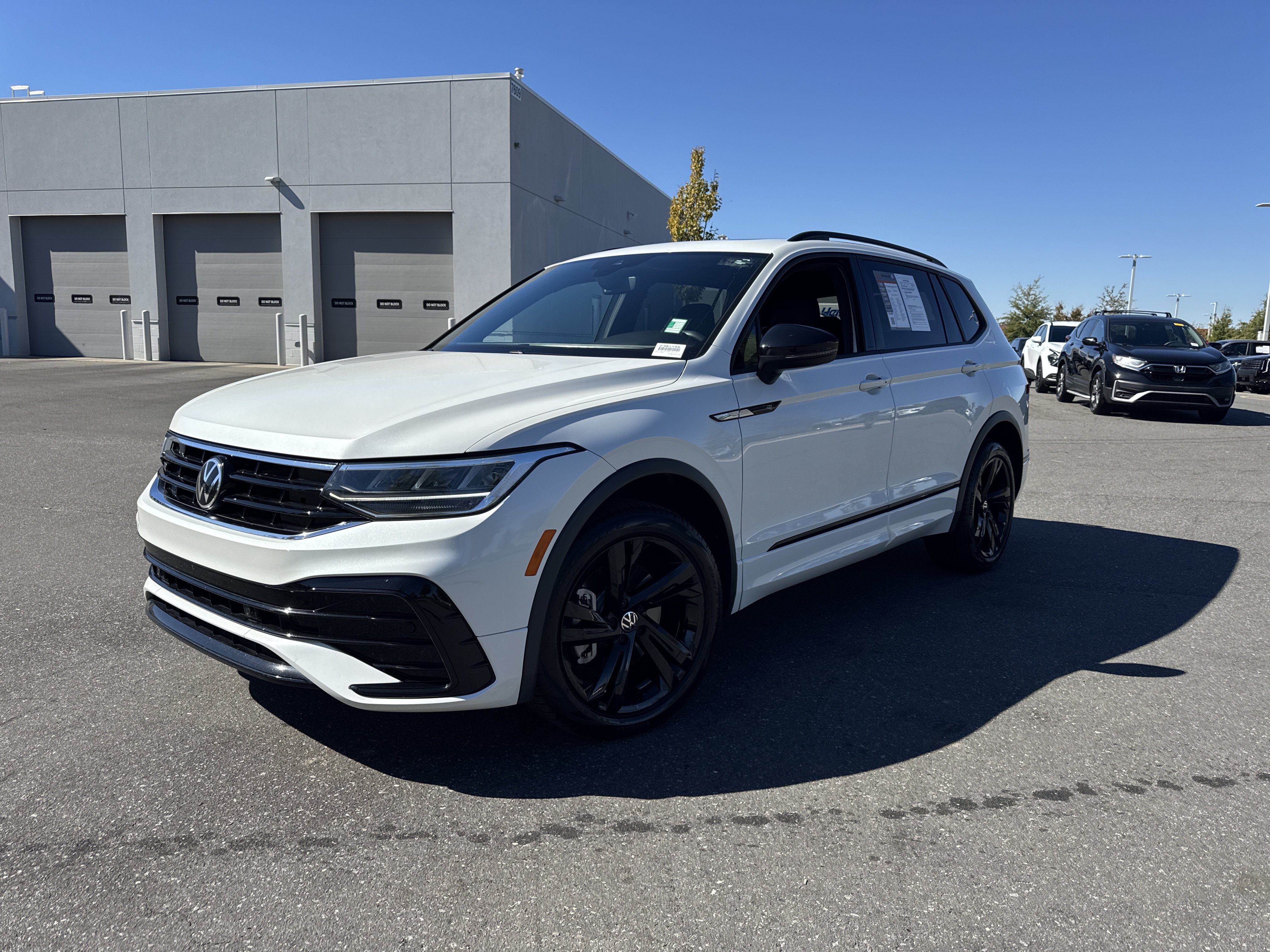 Certified 2023 Volkswagen Tiguan 2.0T SE R-Line Black SUV