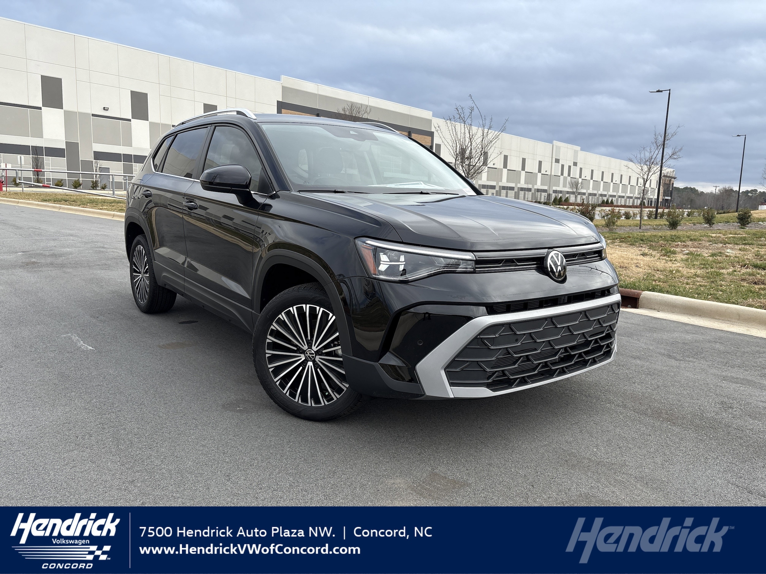 2026 Volkswagen Taos SE's photo