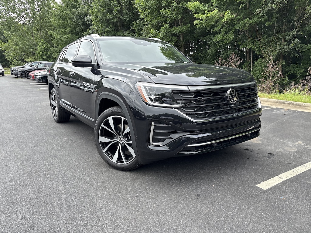 New 2026 Volkswagen Atlas Cross Sport 2.0T SEL Premium R-Line SUV