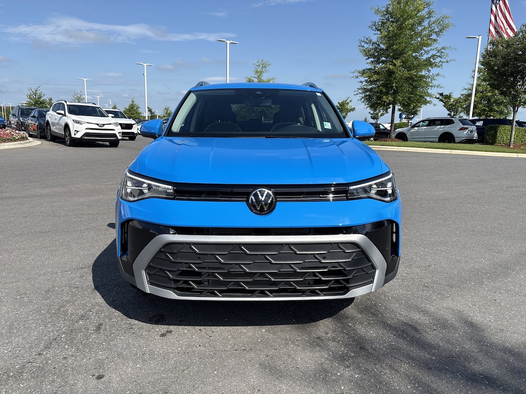 Certified 2025 Volkswagen Taos 1.5T SE SUV