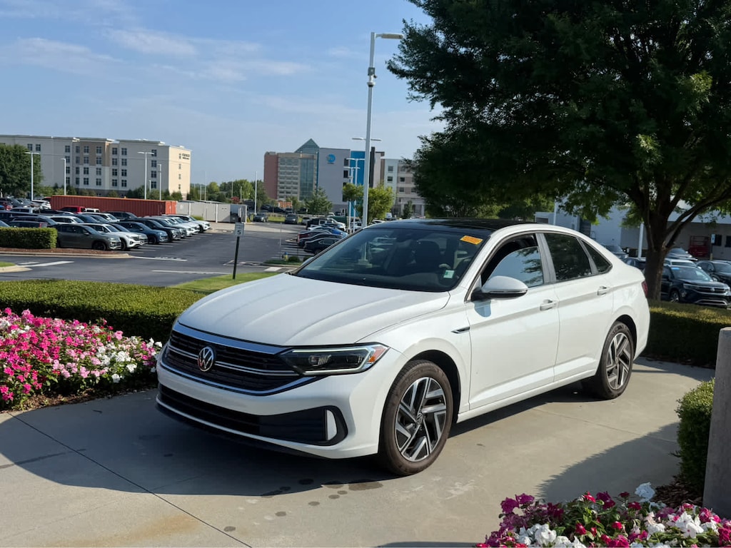 Certified 2024 Volkswagen Jetta 1.5T SEL Sedan