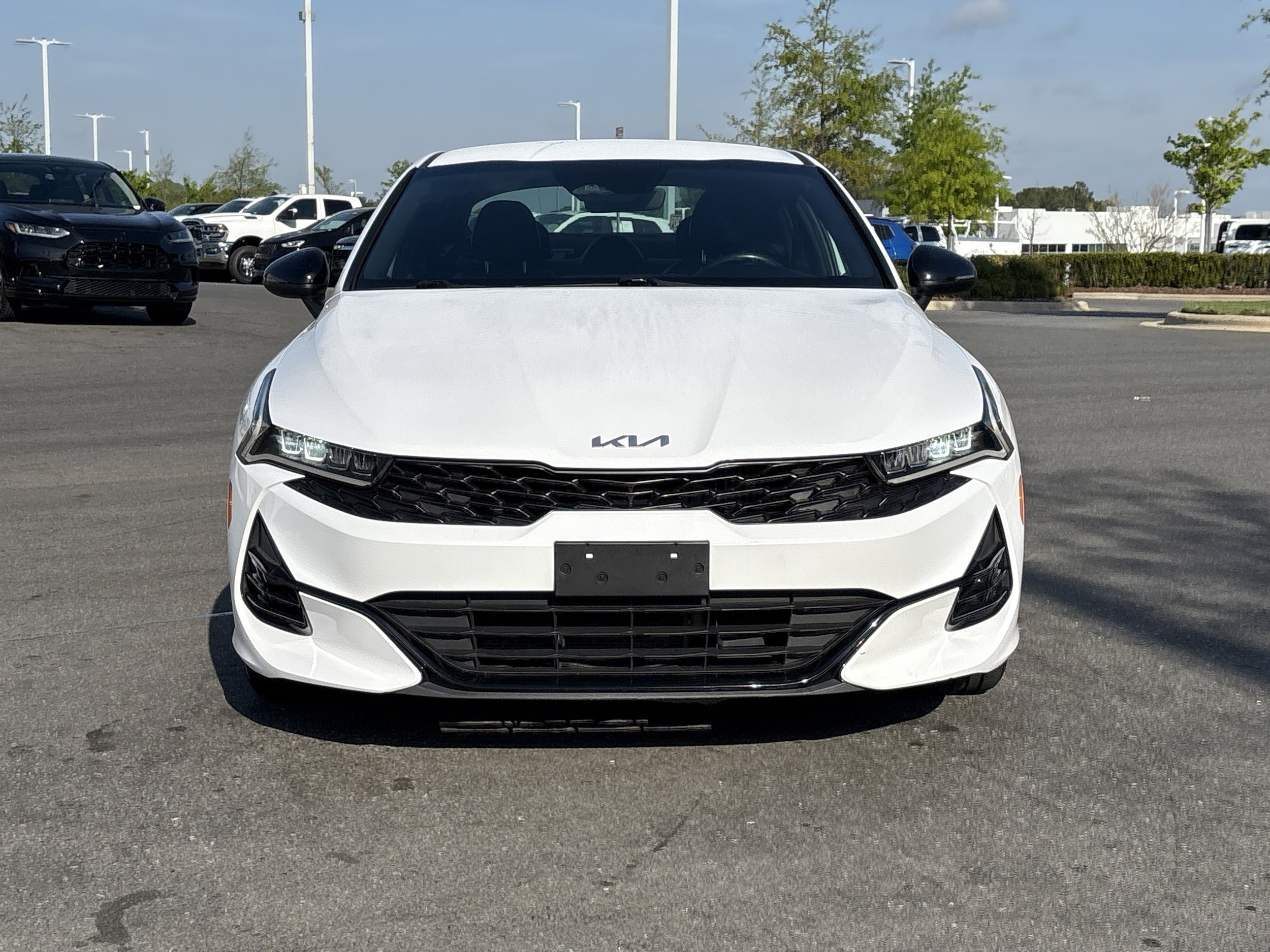 2022 Kia K5 GT-Line photo 2