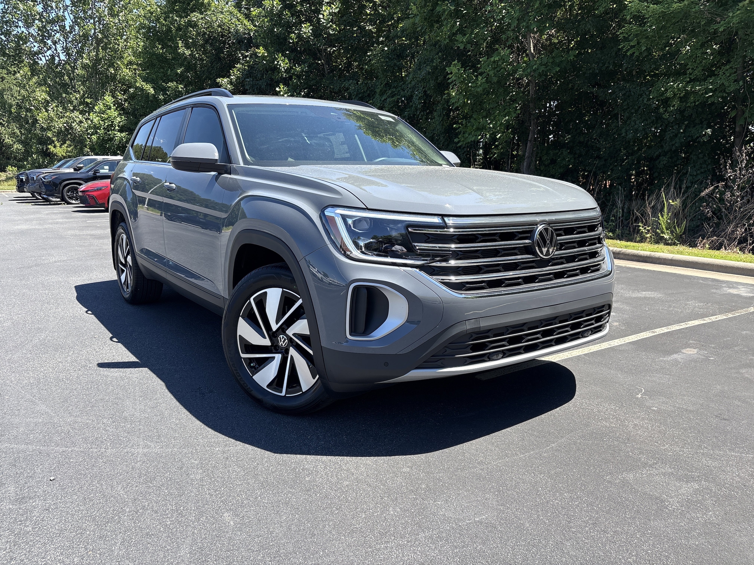 アタオロトオグレージュ New 2026 Volkswagen Atlas For Sale in Concord - VIN: 1V2KN2CA4TC583782
