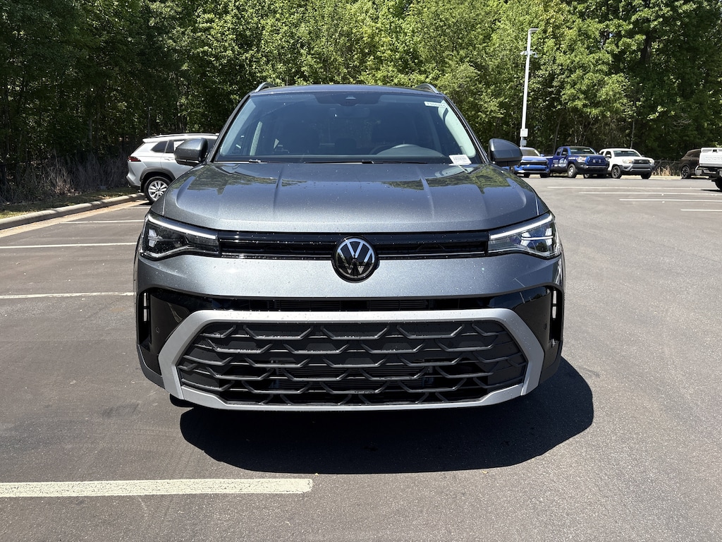 New 2026 Volkswagen Taos 1.5T SE SUV