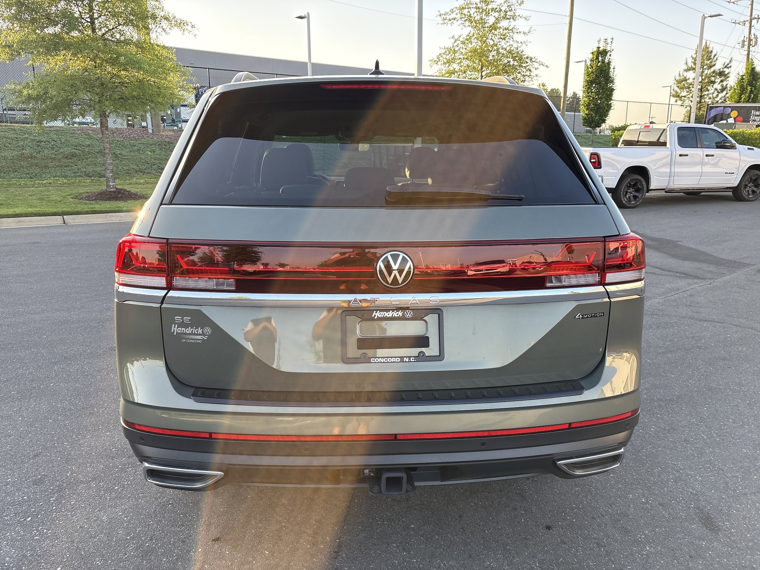 2026 Volkswagen Atlas 2.0T SE w/Technology photo 6