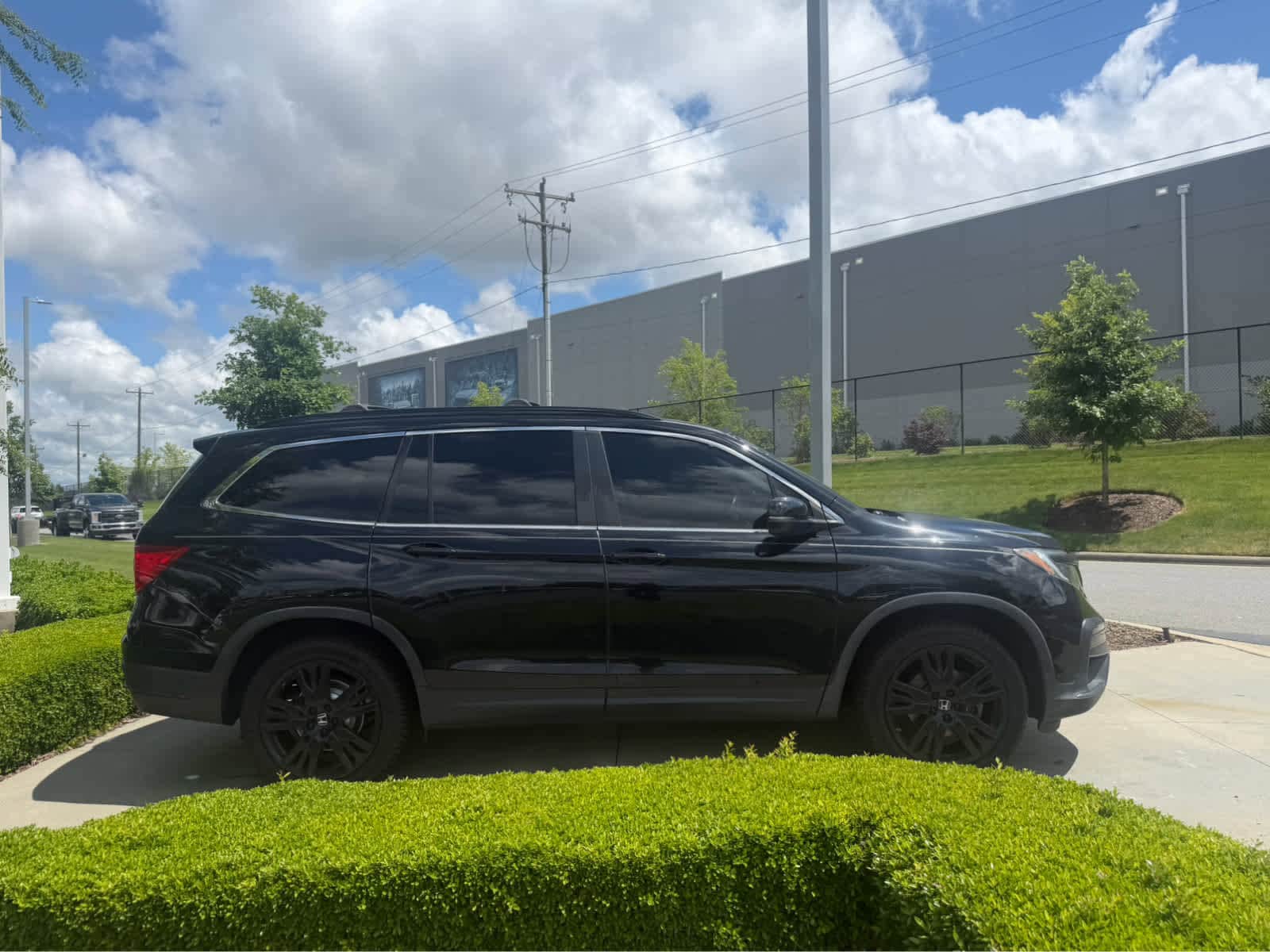 2021 Honda Pilot Special Edition AWD photo 6