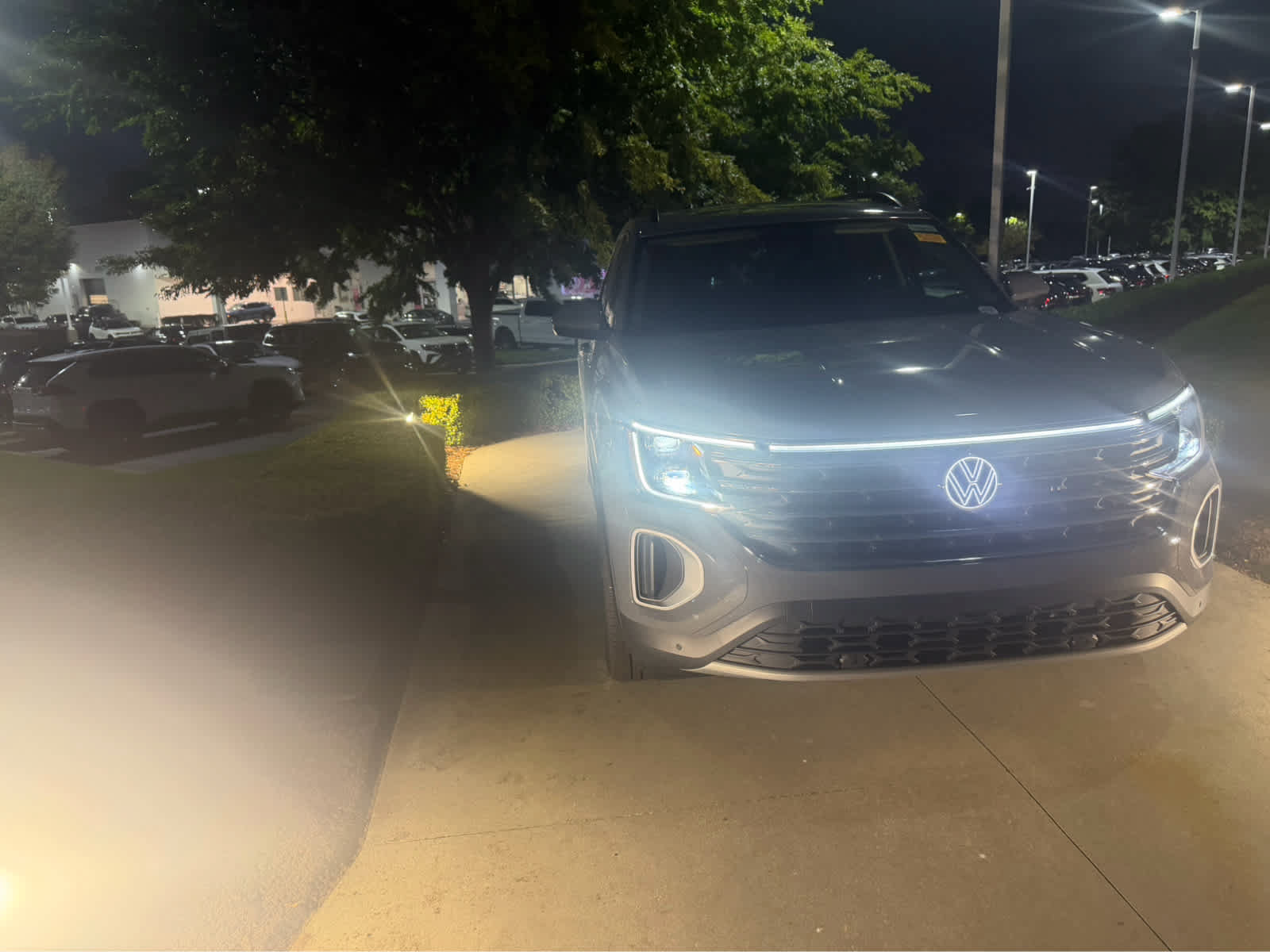 2026 Volkswagen Atlas SE w/Technology SUV
