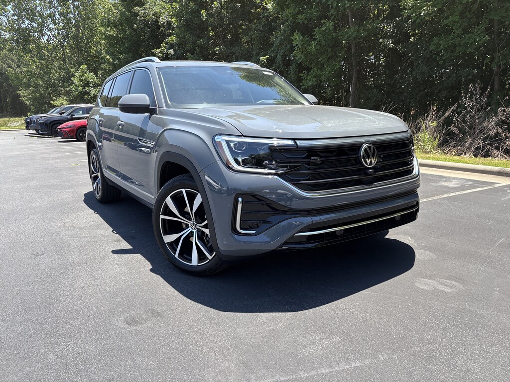New 2026 Volkswagen Atlas 2.0T SEL Premium R-Line SUV