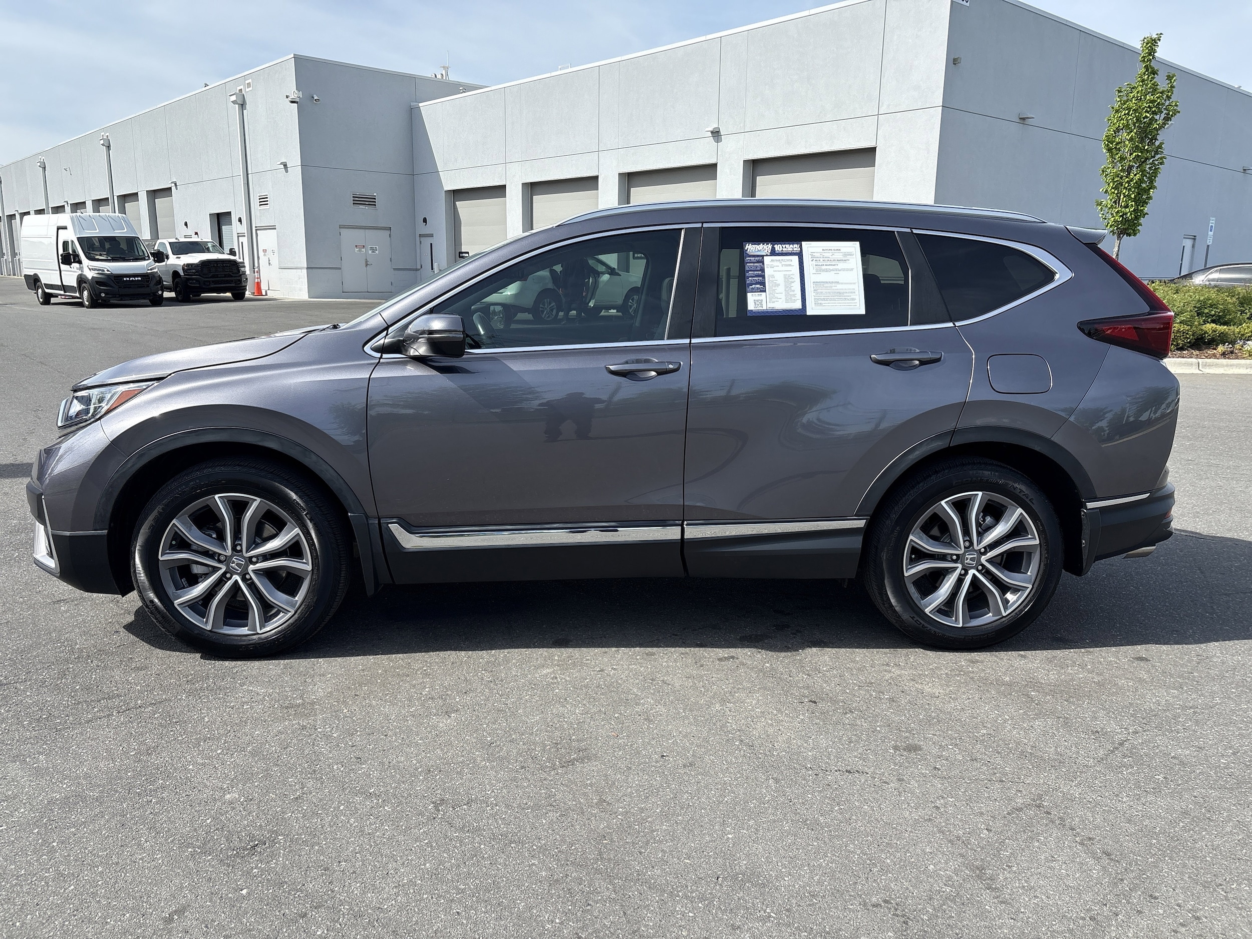 2022 Honda CR-V Touring photo 5