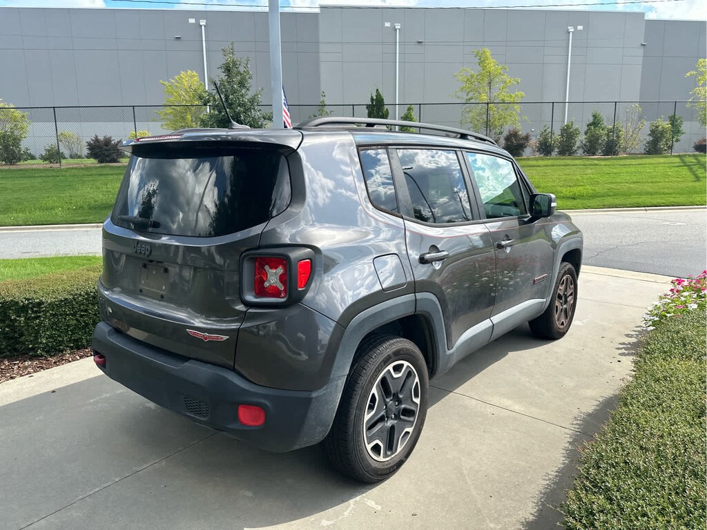 Used 2016 Jeep Renegade Trailhawk 4x4 SUV