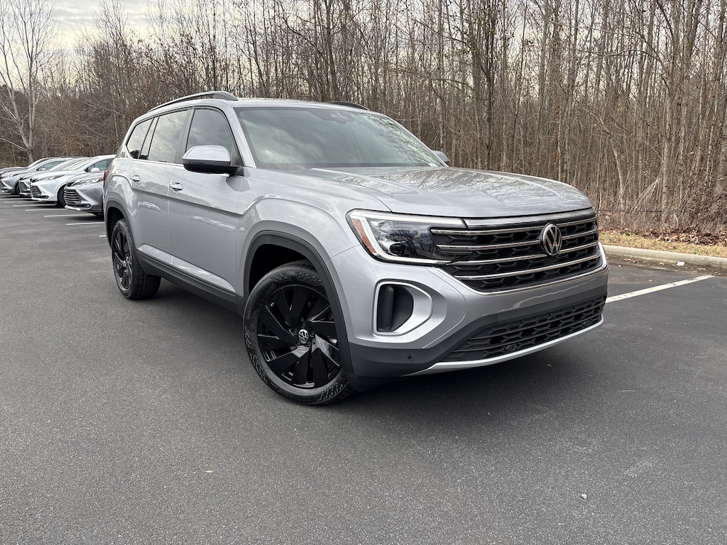 New 2026 Volkswagen Atlas 2.0T SE w/Technology SUV